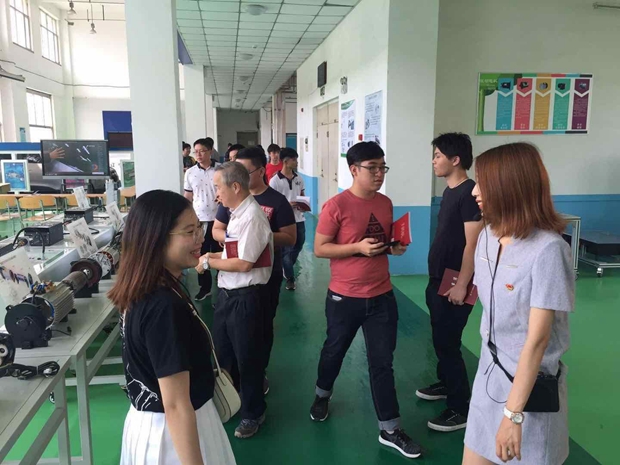 新加坡工艺教育局再派20名学生到我院学习交流